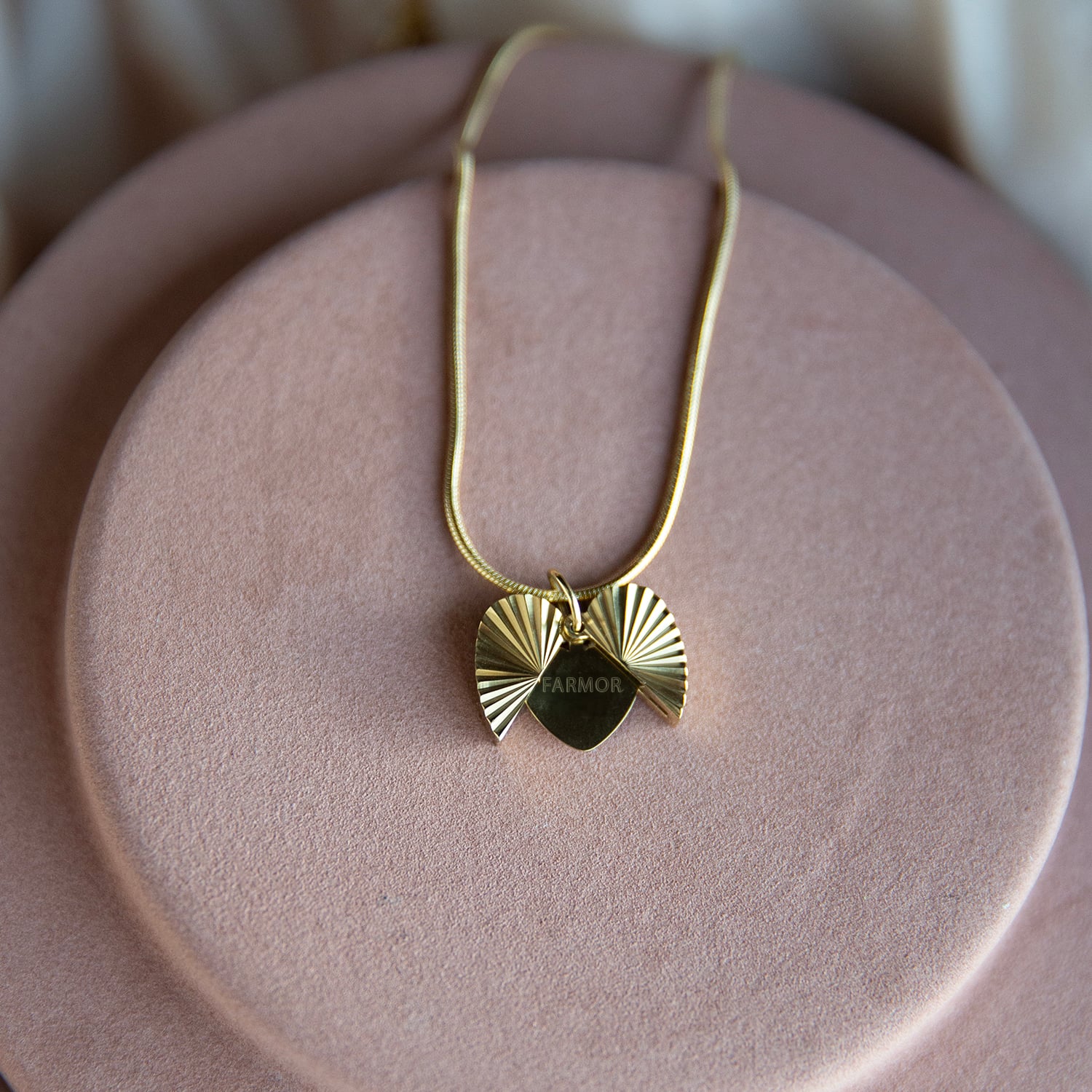 FARMOR hjerteåpner smykket